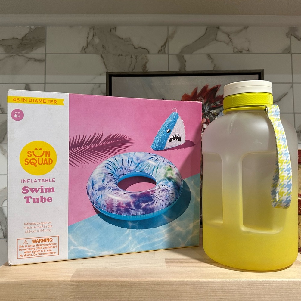 New! 73oz Large Water Bottle & Sun Squad 45" Inflatable Tie Dye Tube